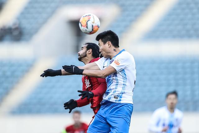 恩比德30+12率76人斩获4连胜 篮网逆转胜活塞